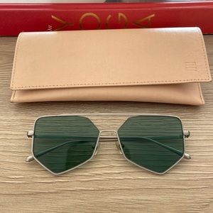 Bonnie Clyde Sunglasses - Silver and Green